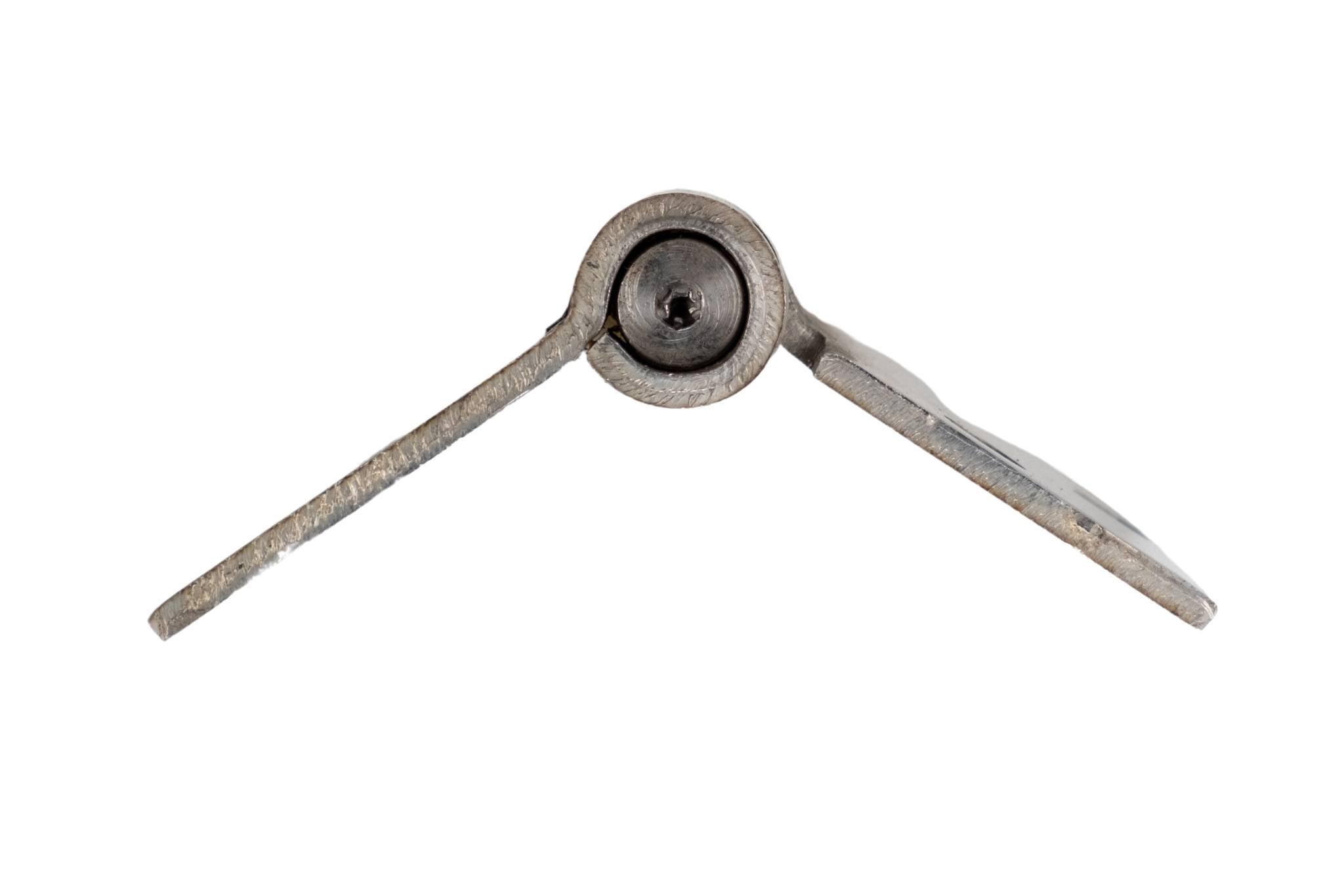 Durable 316 grade stainless steel spring hinges, 4 1/2 inches square, ideal for commercial applications, 2 pack.