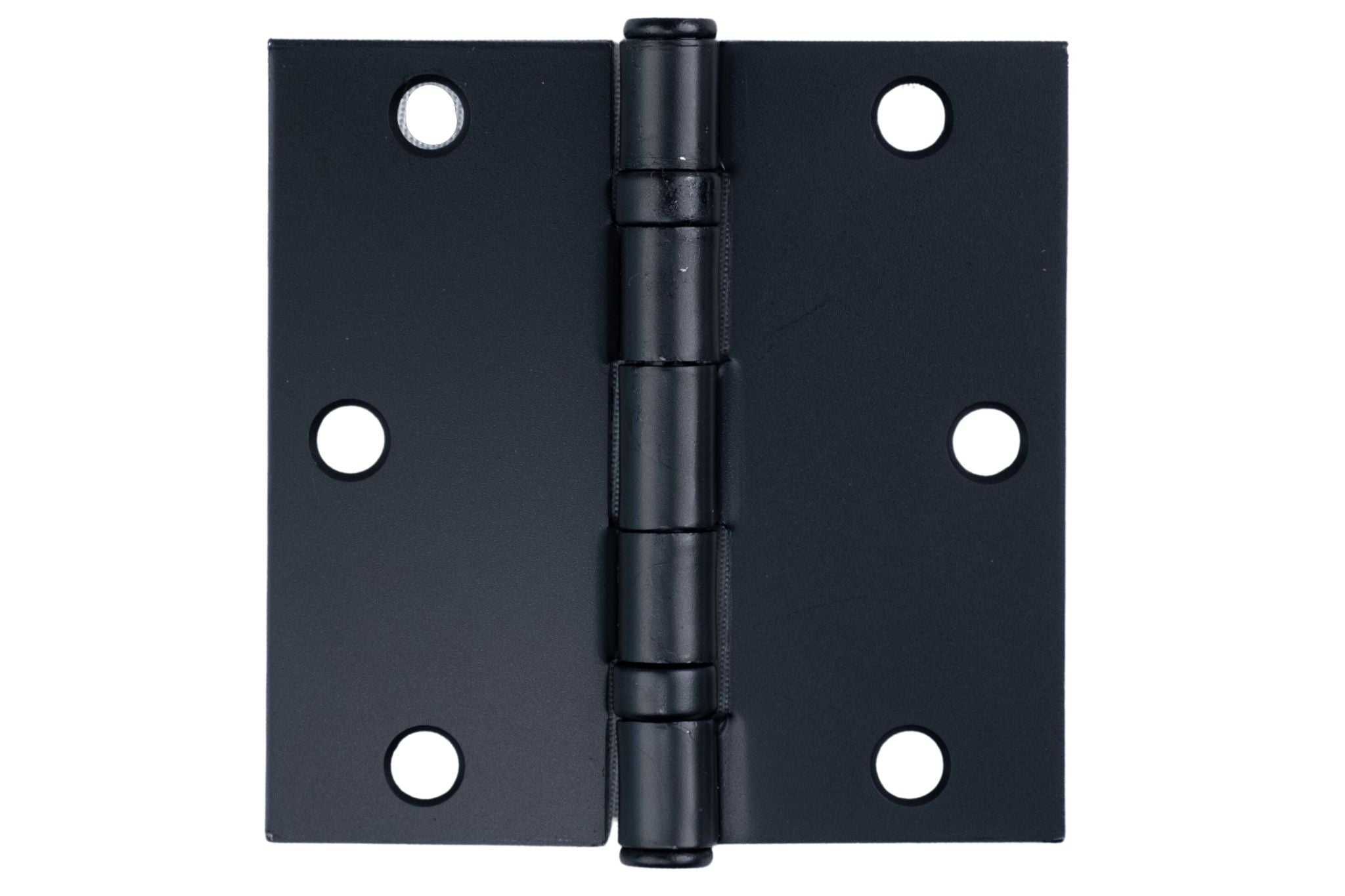 Ball bearing interior door hinges with 3 1/2" square corners, available in multiple finishes, sold in a 2 pack.
