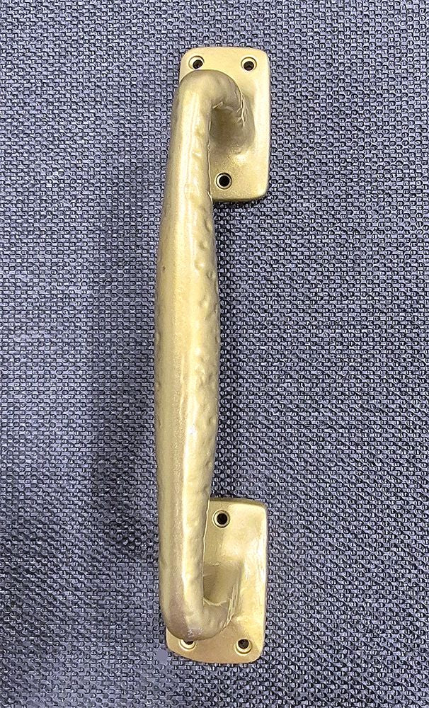 Old World style door pull appliance pull in a textured finish, available in multiple color options for versatile decor.