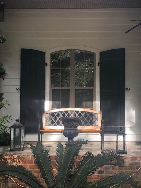 L Style shutter hinges in black powder coat, 1-1/2 inch offset, ideal for stylish and durable window shutters.