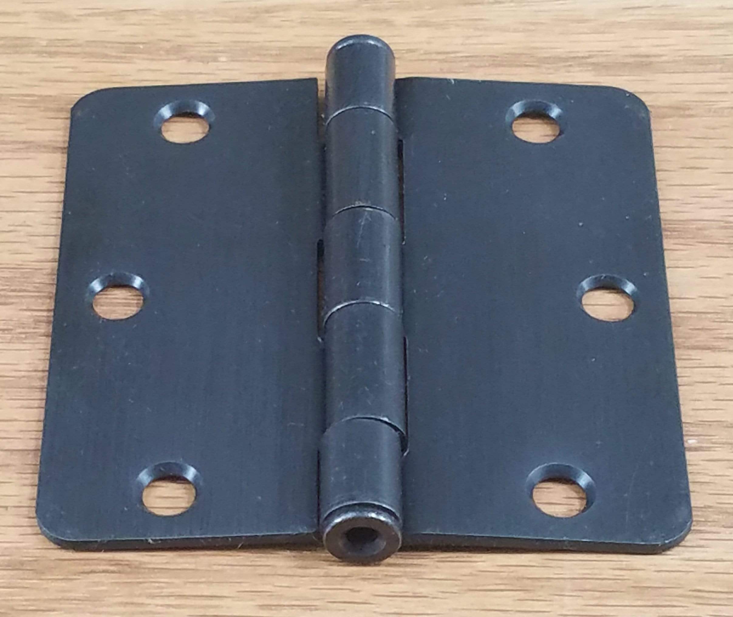 Oil rubbed bronze interior butt door hinges, 3.5 inches with 1/4 inch radius, sold in a 2 pack for residential use.