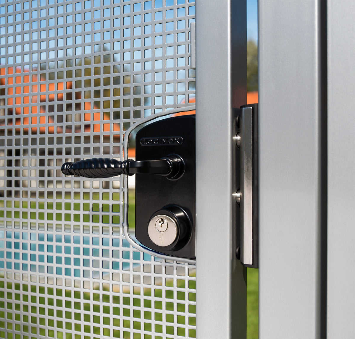 US mortise cylinder gate lock with silver finish, designed for square or flat profiles, suitable for various thicknesses.