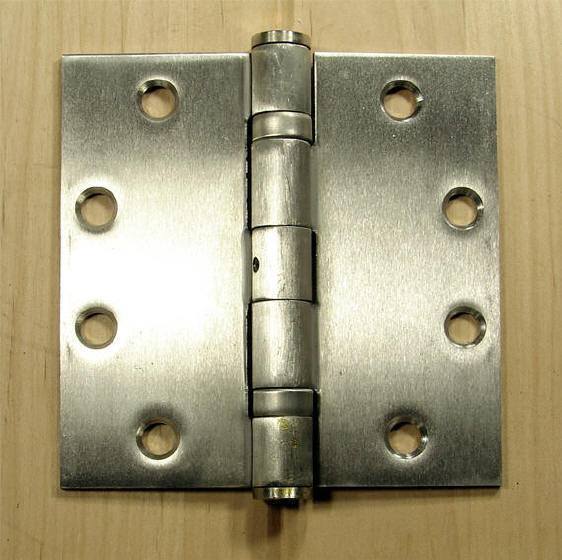 Durable 316 grade stainless steel ball bearing door hinge, 4.5 inches square, ideal for commercial use, 2 pack.