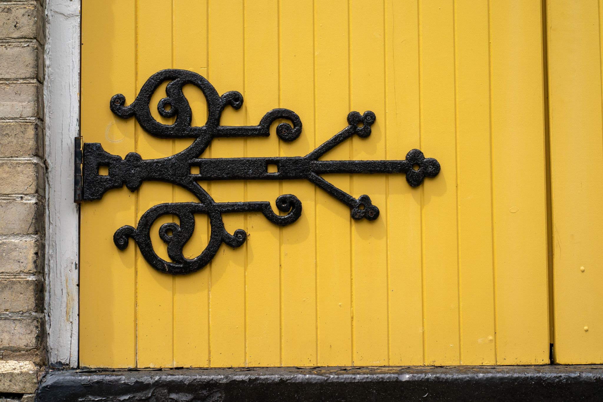 The History of Hinges and Their Uses