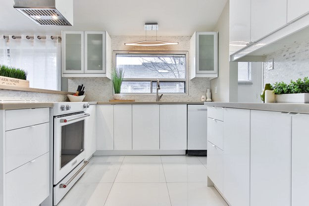 Tips For Fixing A Cabinet Door That Won't Stay Closed