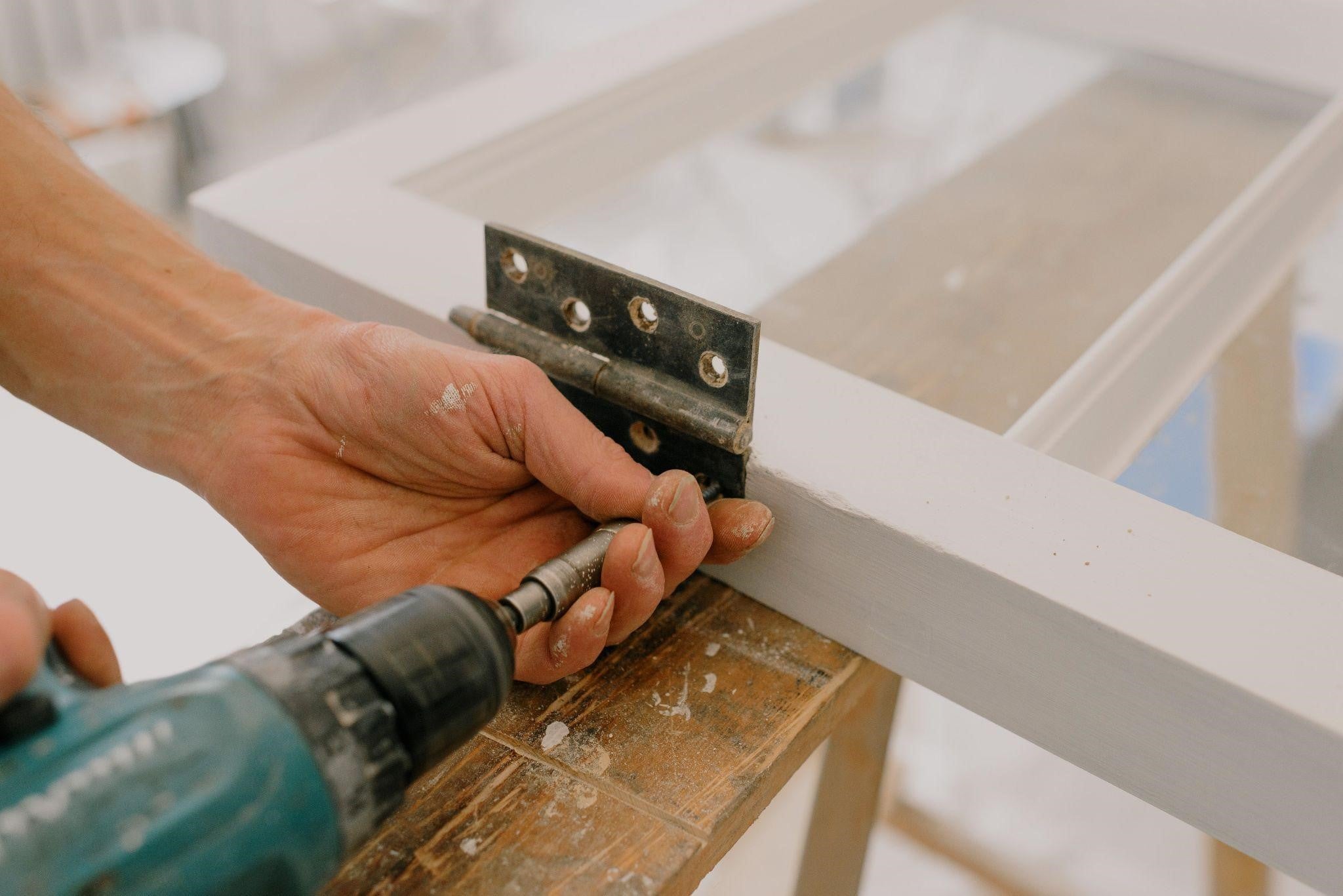 Piano hinges feature a continuous design.