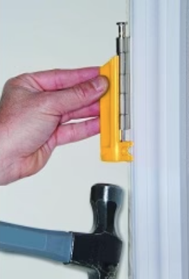 How to Lubricate Door Hinges