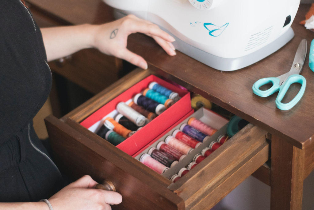Drawer Slide Types and How to Choose the Right One - HingeOutlet