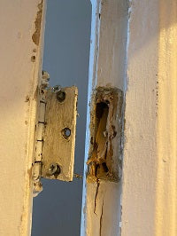 How to Fix Common Door Hinge Issues