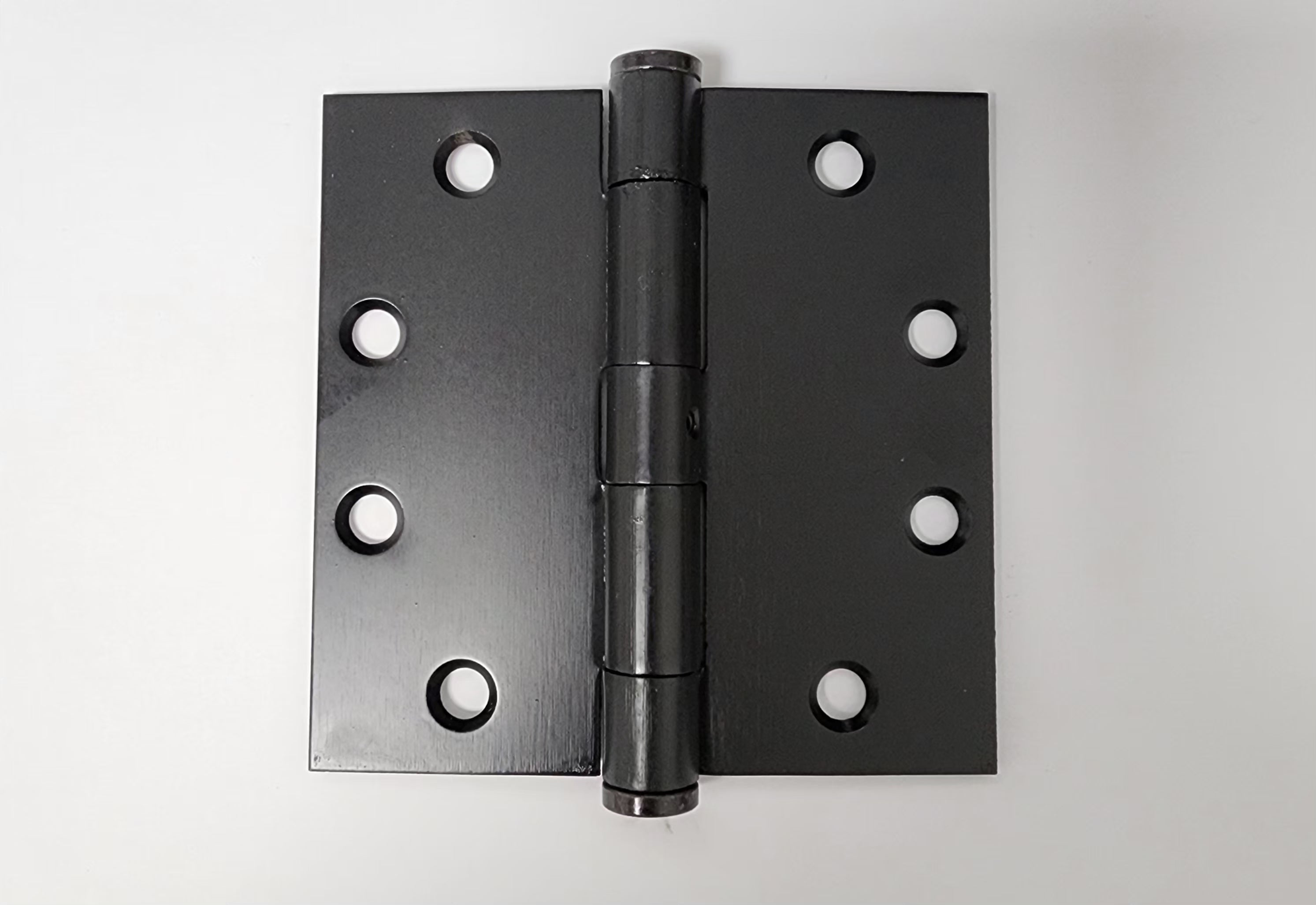 Commercial plain bearing hinges, 4 1/2" square, available in multiple finishes, sold in a 2 pack. Ideal for doors.