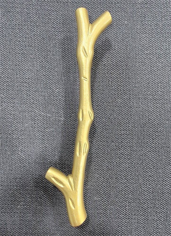 Tree branch handle pull in gold finish, 13-1/2 inches, ideal for barn doors, available in multiple finishes.