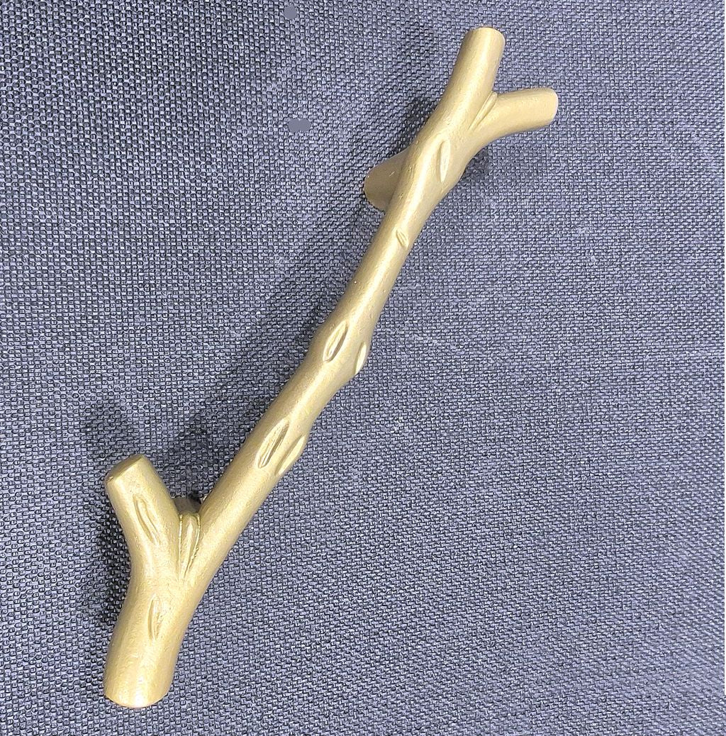 Twig pull handle for barn doors, 13-1/2 inches, available in multiple finishes, sold individually. Ideal for rustic decor.
