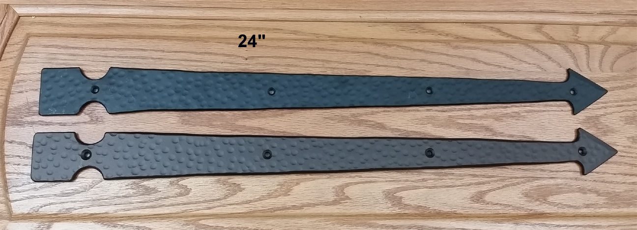 24" Faux Arrow Hinge with Hammered distressed surface