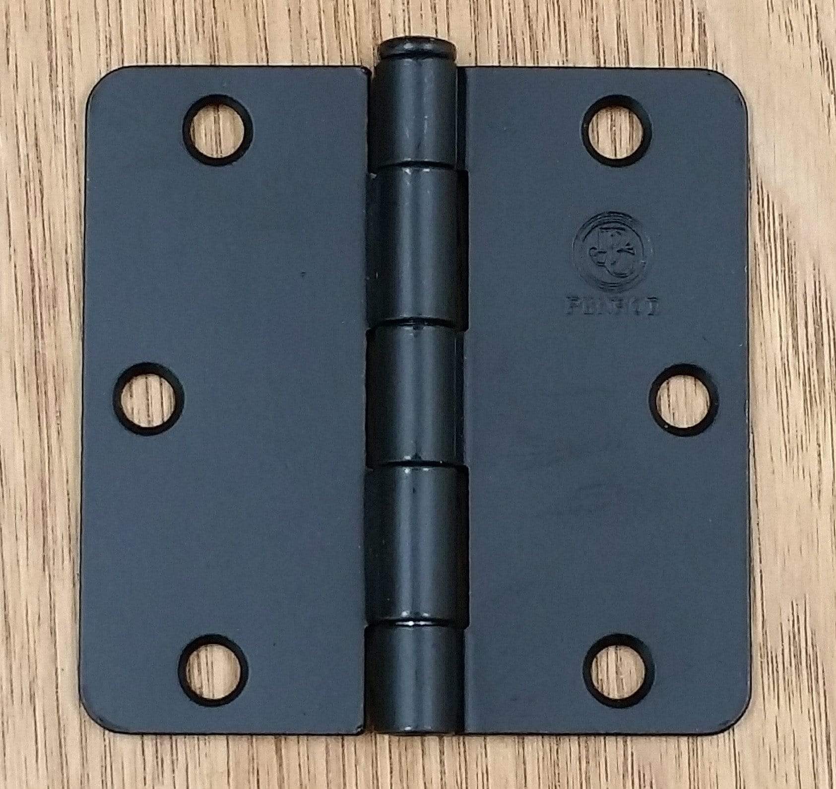 Residential Penrod butt hinge with plain bearing for doors, 3.5 inches, 1/4 inch radius corner, available in multiple finishes.