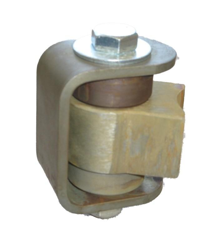Heavy duty weld-on gate hinge designed for gates up to 750 lbs, featuring a rusted finish and robust construction.