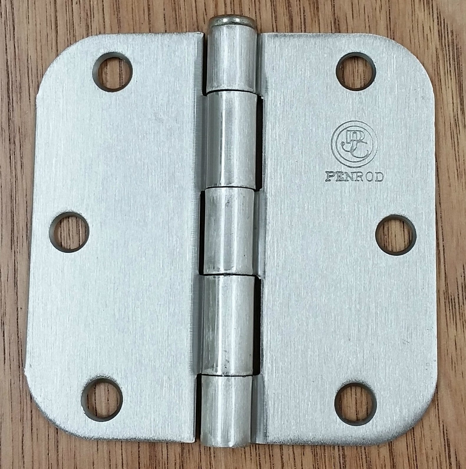 Residential Penrod butt hinge with plain bearing, 3.5 inches, 5/8 inch radius corner, available in multiple finishes.